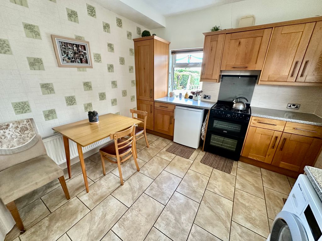 Property photo 3 of 45 Img_2346