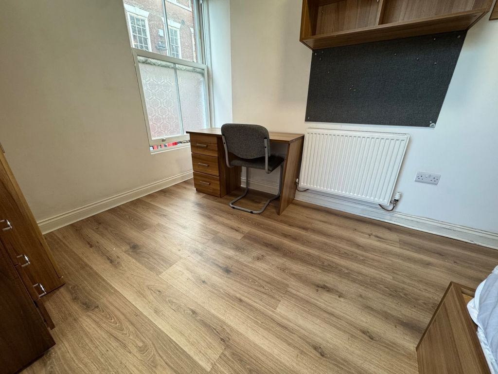 Property photo 2 of 5 Picture No. 03