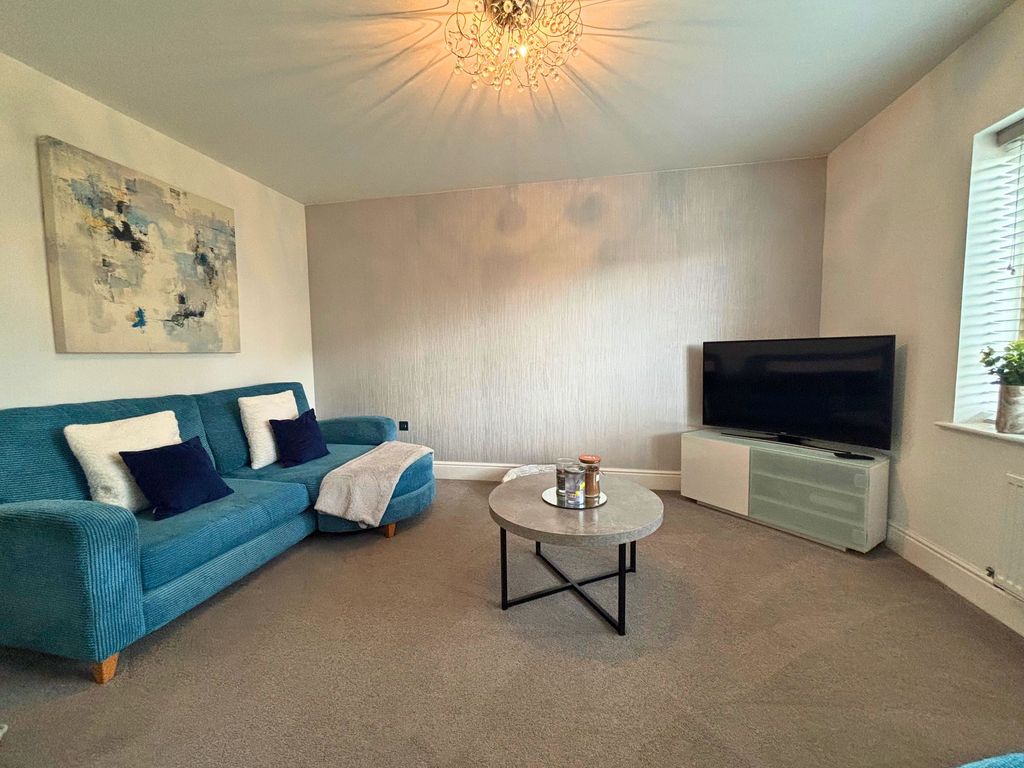 Property photo 2 of 28 Living Room 1