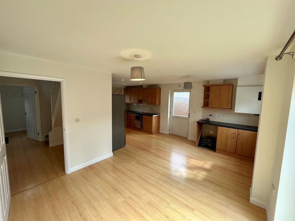 Property photo 2 of 13 Image