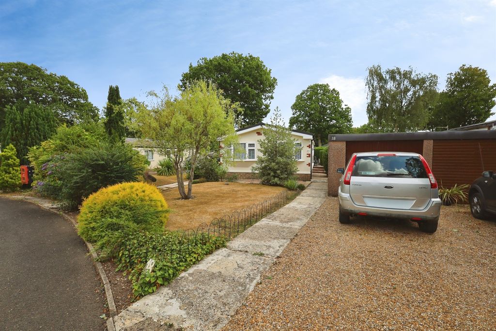 Property photo 1 of 20