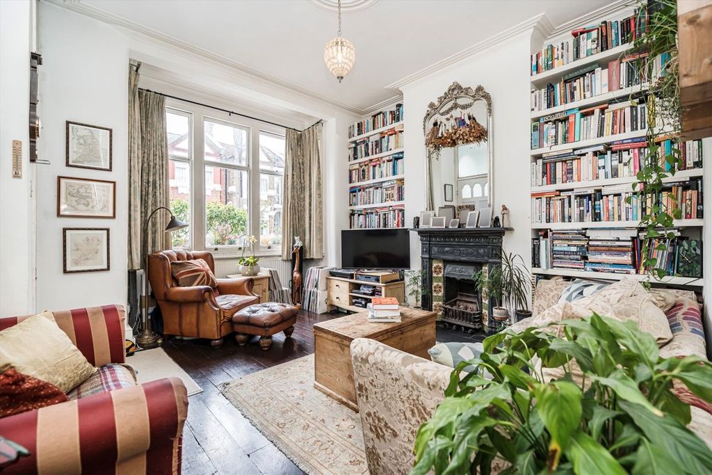 Property photo 1 of 7