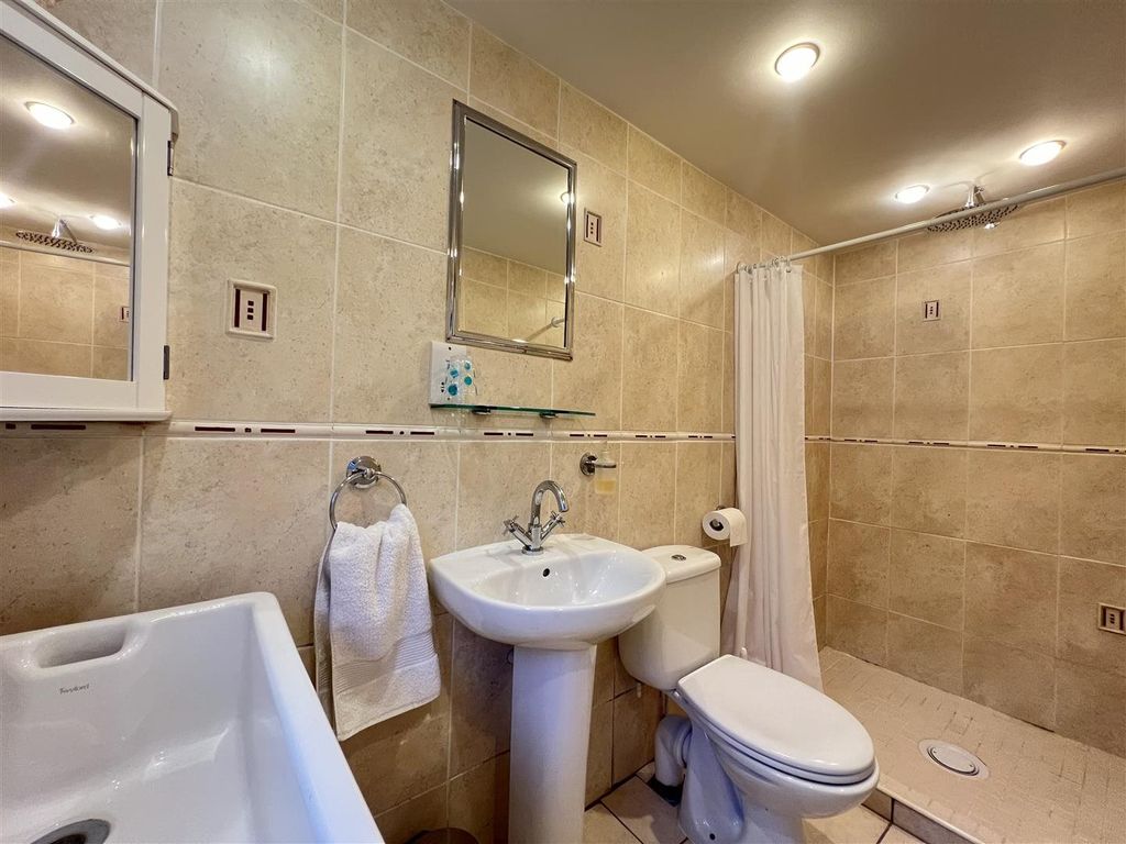 Property photo 3 of 19 Bsze8Avzyeayvad4Bx9Psq