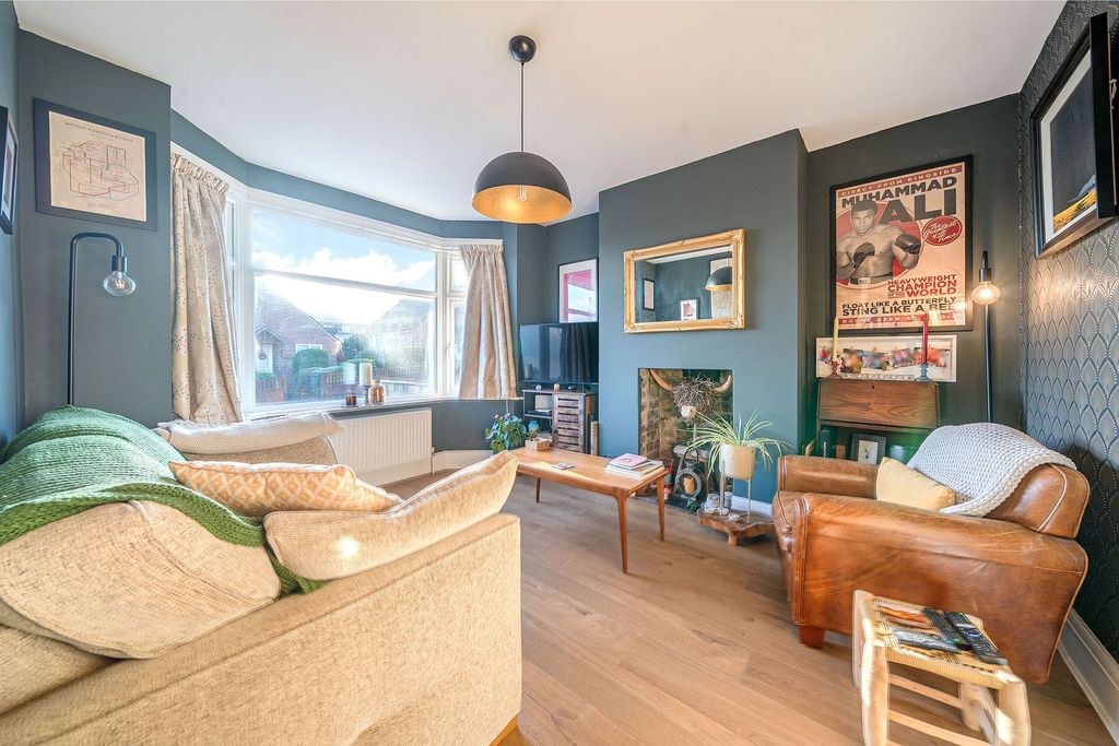 Property photo 3 of 20