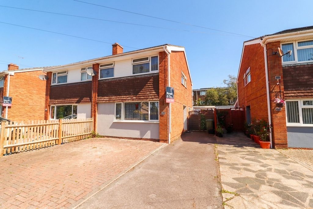 Property photo 1 of 14