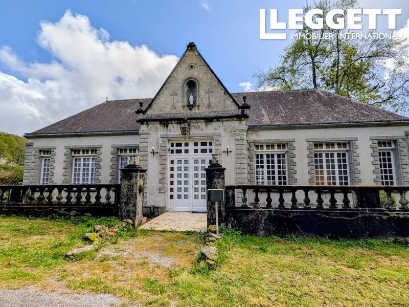 Property photo 1 of 10