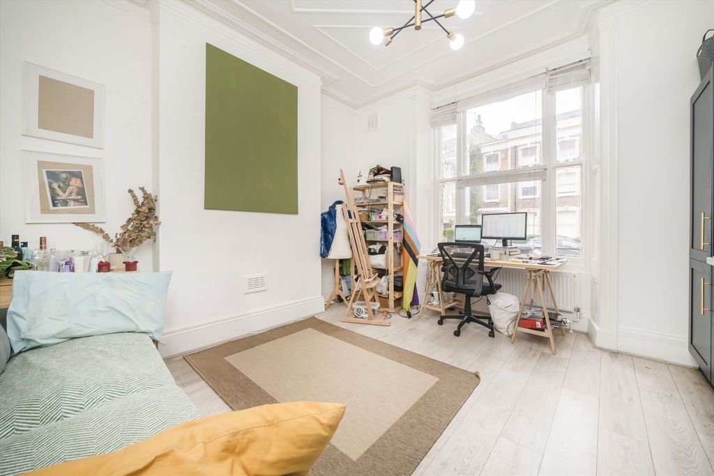 Property photo 2 of 5