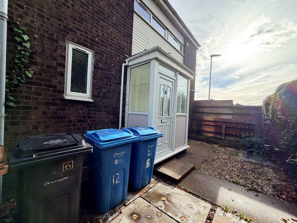 Property photo 1 of 31