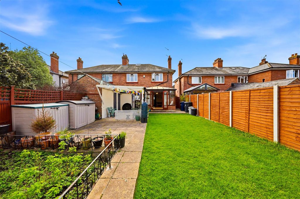 Property photo 2 of 18 Photos-27.Jpg