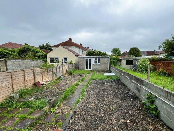 Property photo 3 of 11 d063Baedffb1F55F86B61ce57200791F.Jpeg