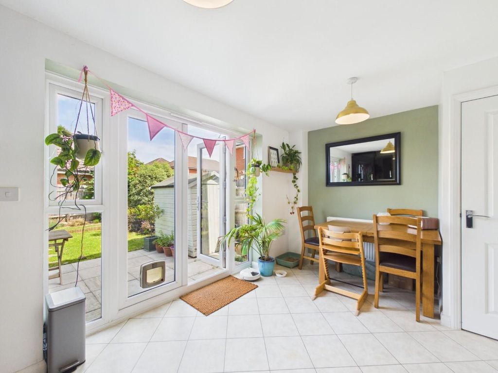Property photo 3 of 30 Cam01530G0-Pr0464-Still029.Jpg