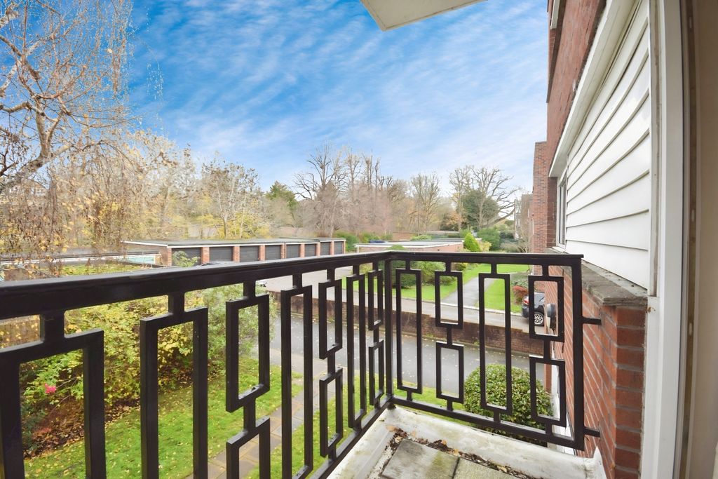 Property photo 2 of 13 Balcony