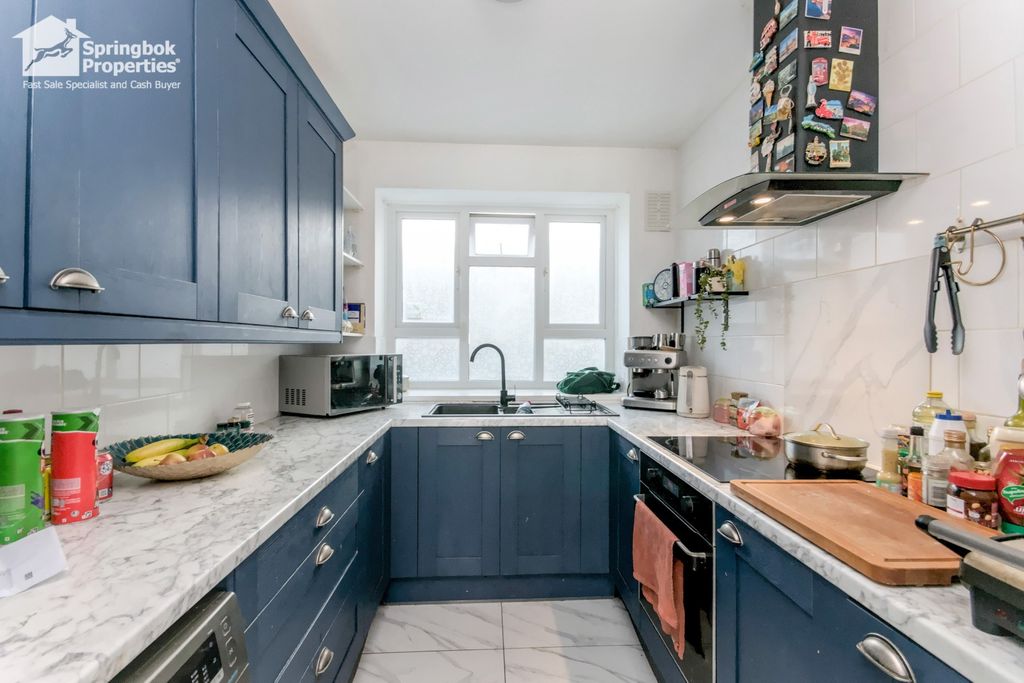 Property photo 2 of 13 Image 1