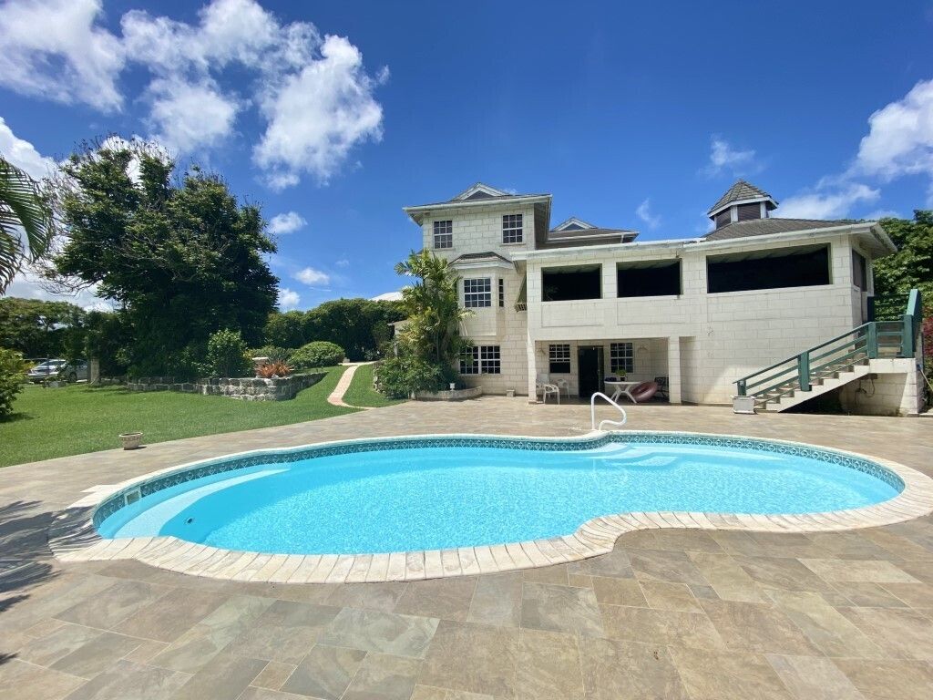 Property photo 1 of 4