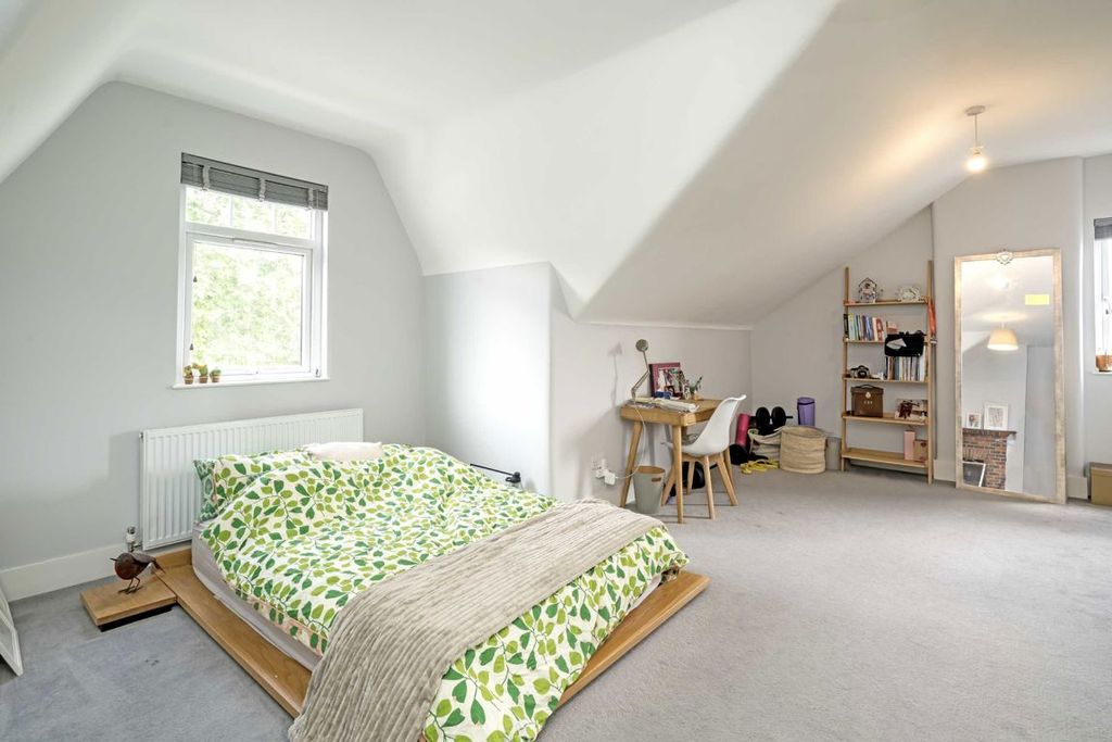 Property photo 3 of 3