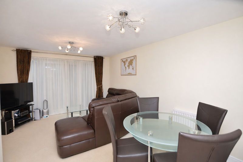 Property photo 2 of 11 Photo 10