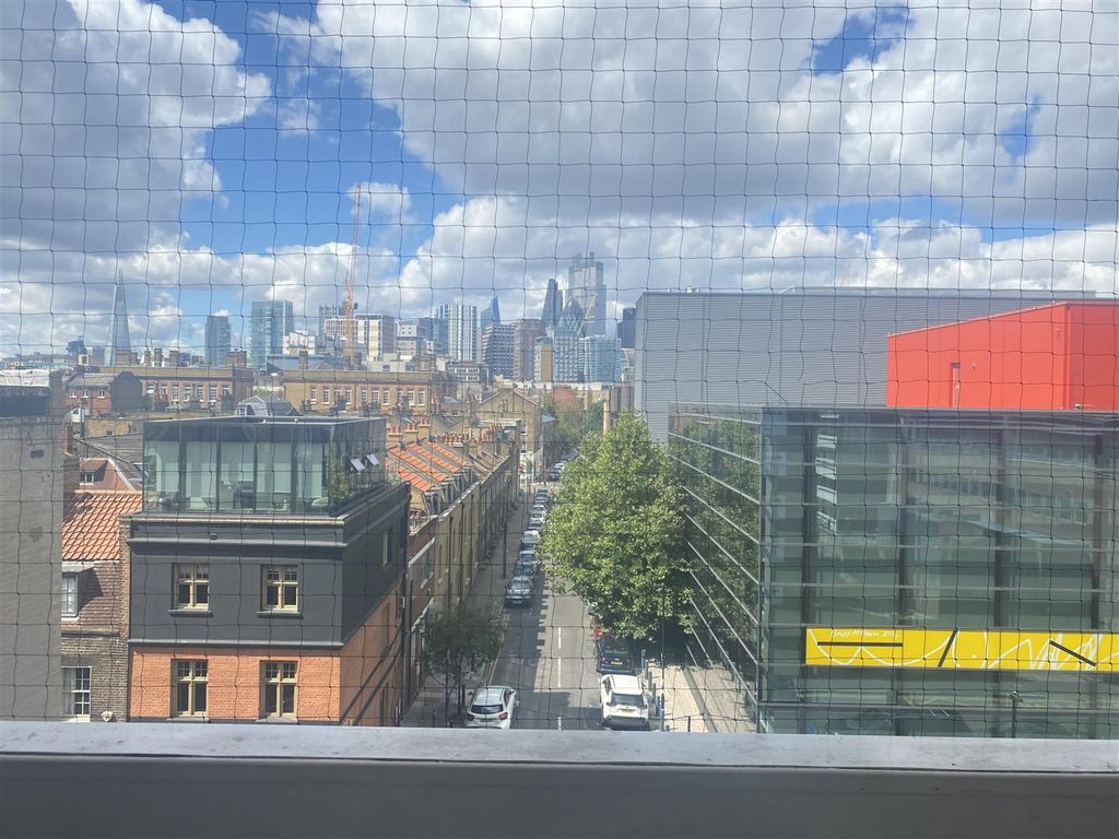 Property photo 2 of 8 Second Image