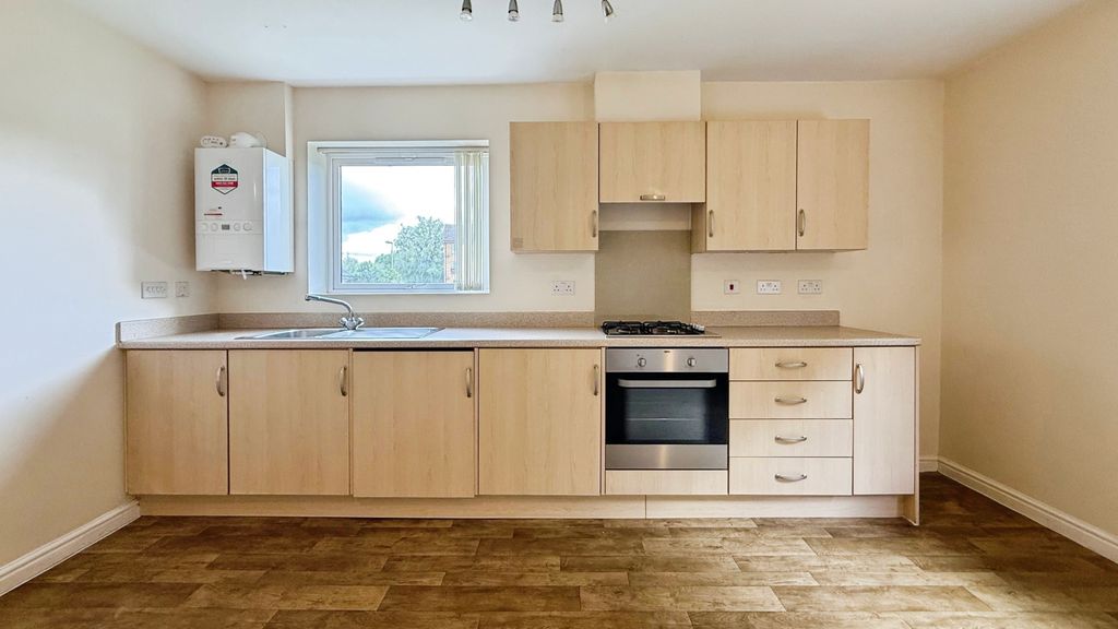 Property photo 2 of 10 Open Plan Living Accommodation