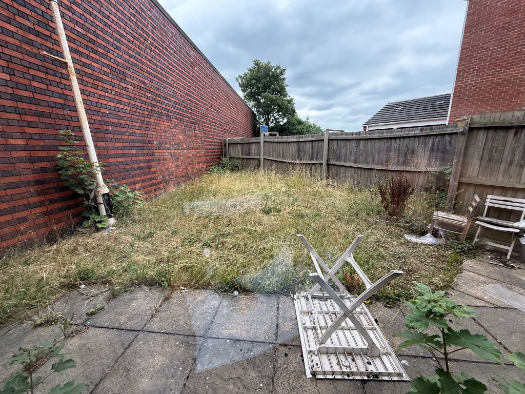 Property photo 2 of 11