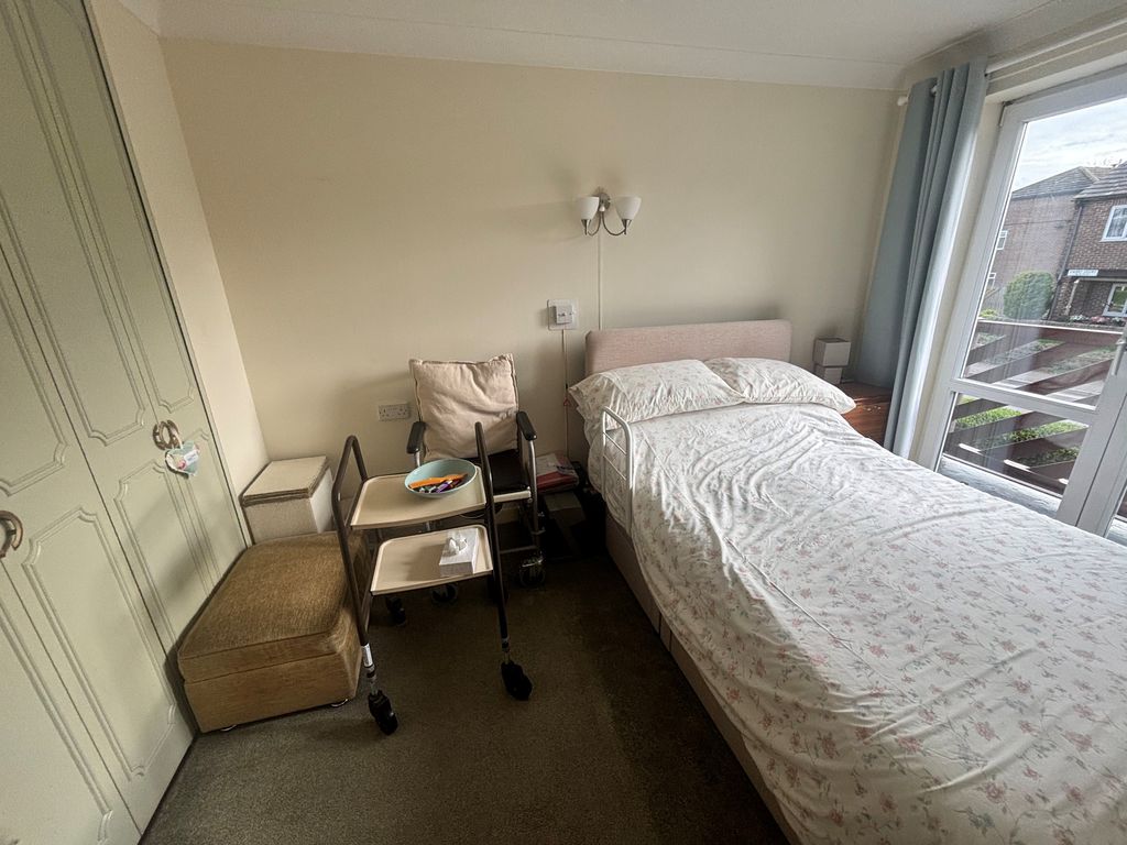 Property photo 3 of 5