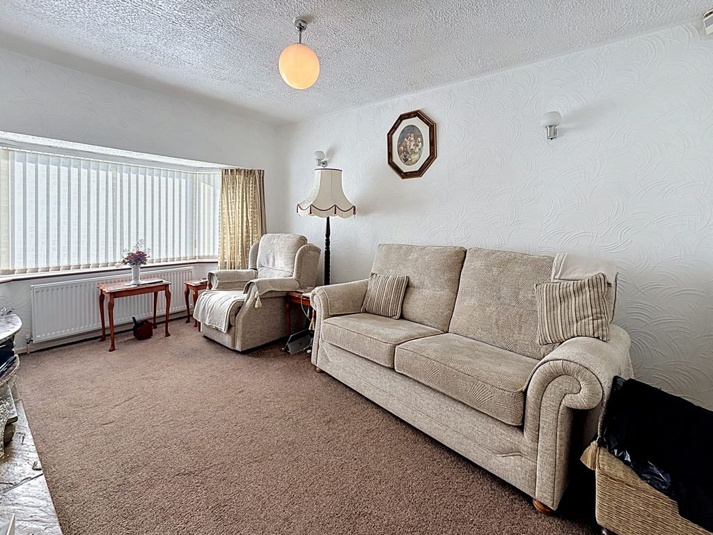 Property photo 3 of 23 Living Room