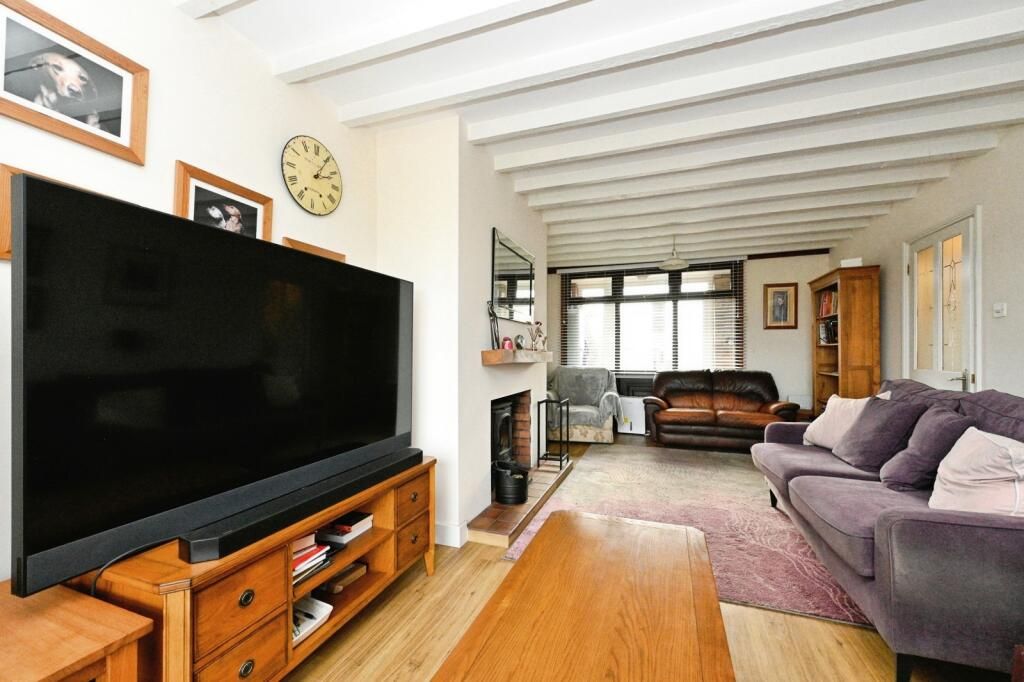 Property photo 3 of 17