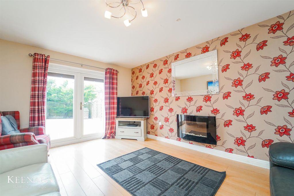 Property photo 3 of 30 3.Jpg