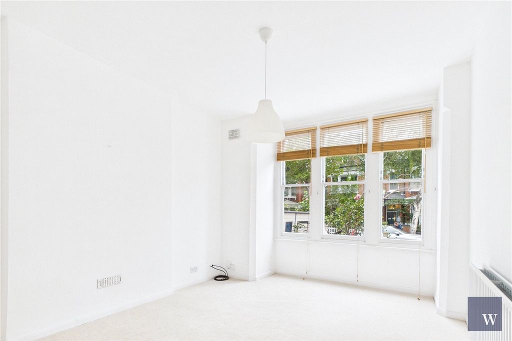 Property photo 3 of 15 Picture No. 38