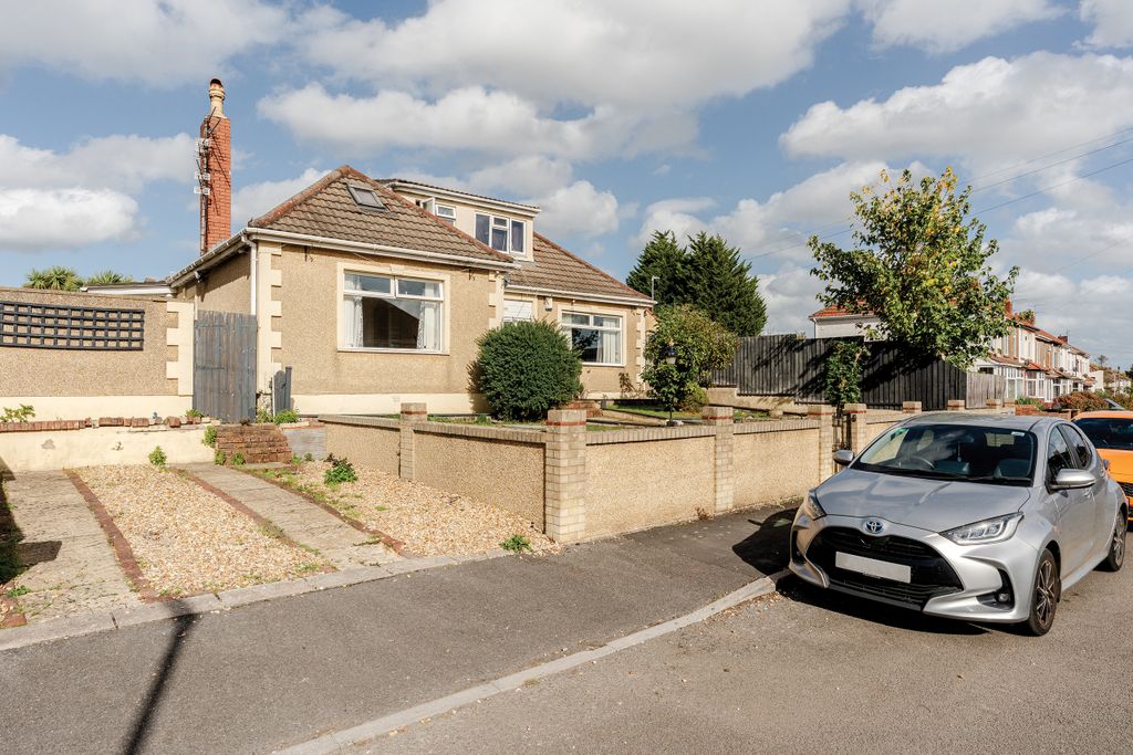 Property photo 1 of 32 1