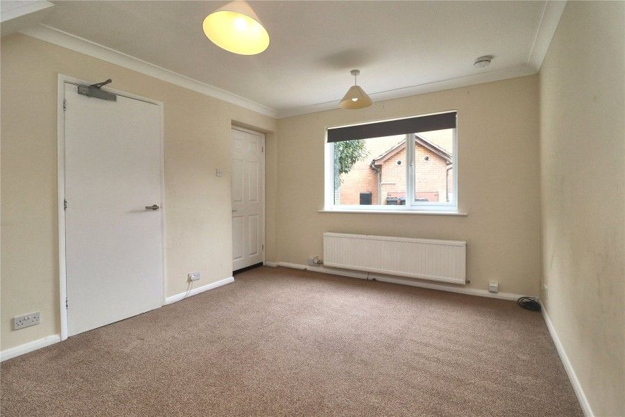 Property photo 3 of 9