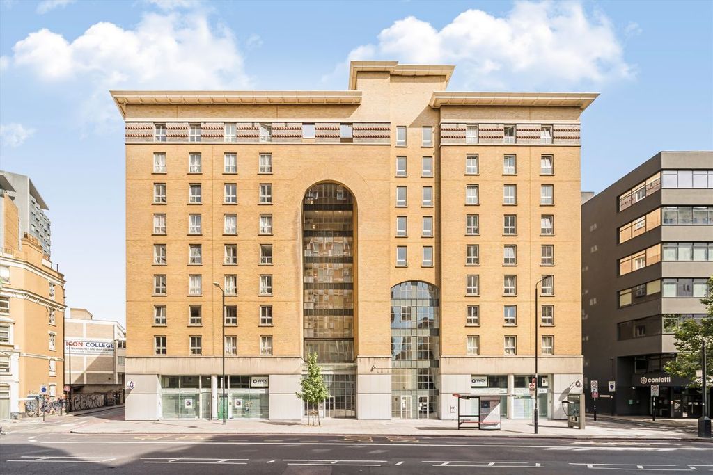 Property photo 1 of 1