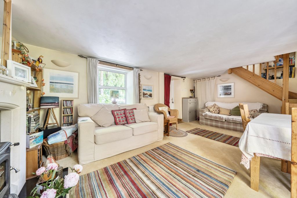 Property photo 2 of 20 1481426176A3Aa05B992c4