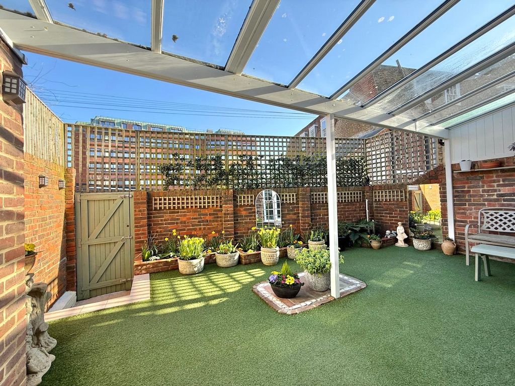 Property photo 3 of 15 Picture No. 11