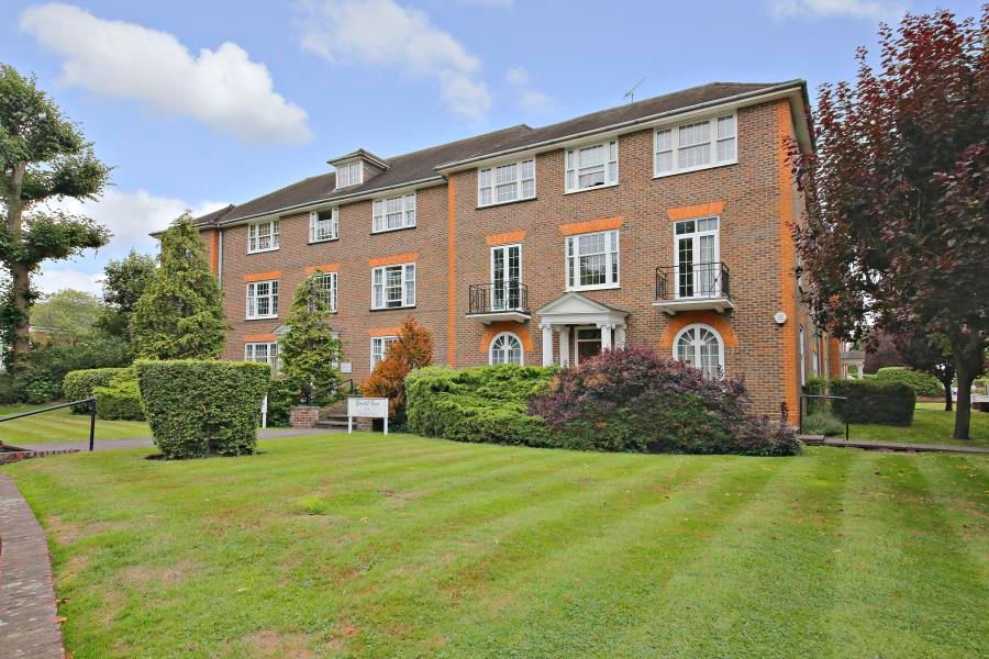 Property photo 1 of 8