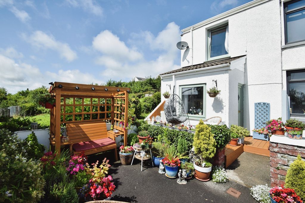 Property photo 2 of 19 Photography