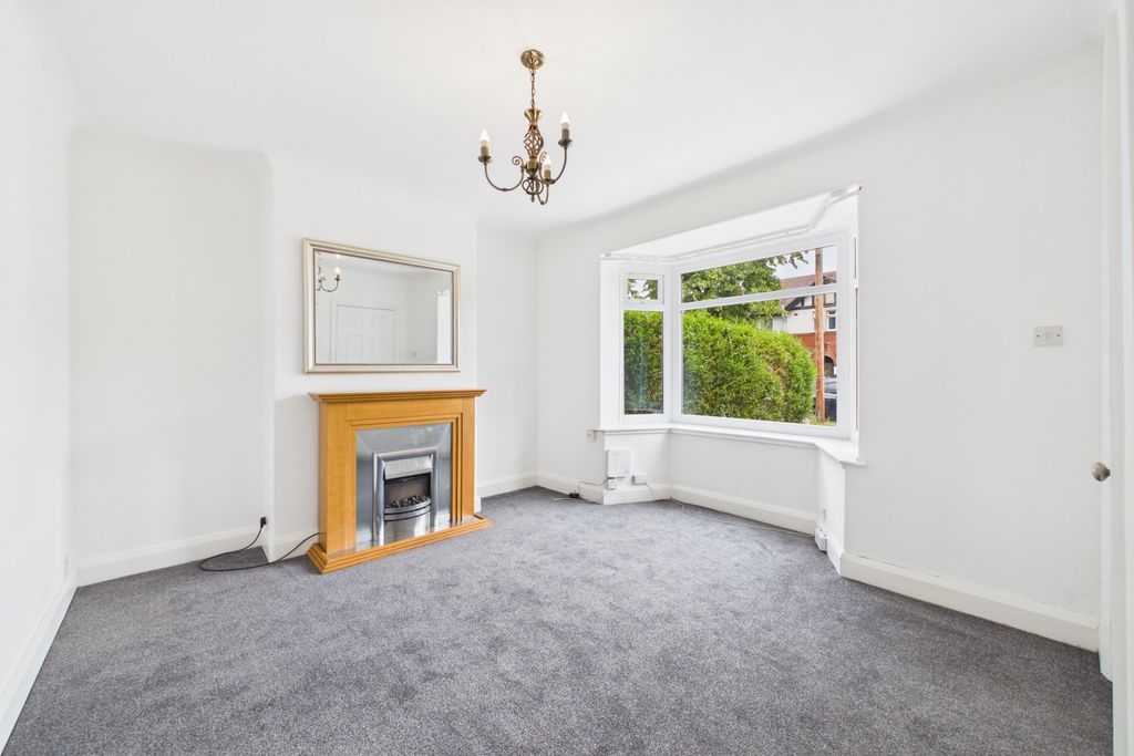 Property photo 3 of 16 Cam02294G0-Pr0159-Still002