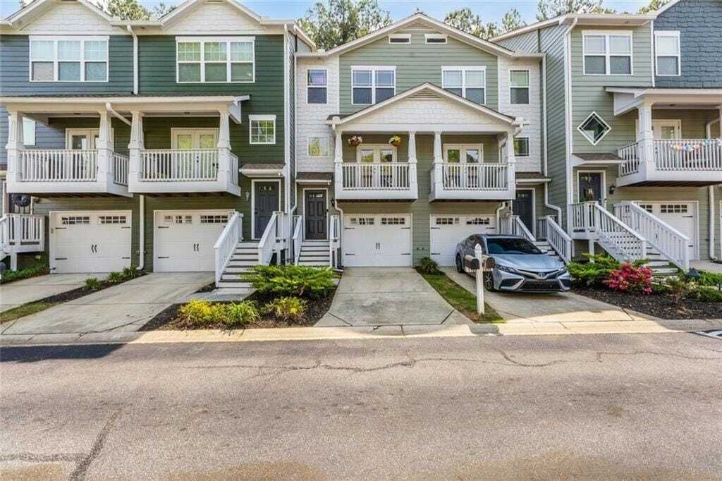 Property photo 1 of 24