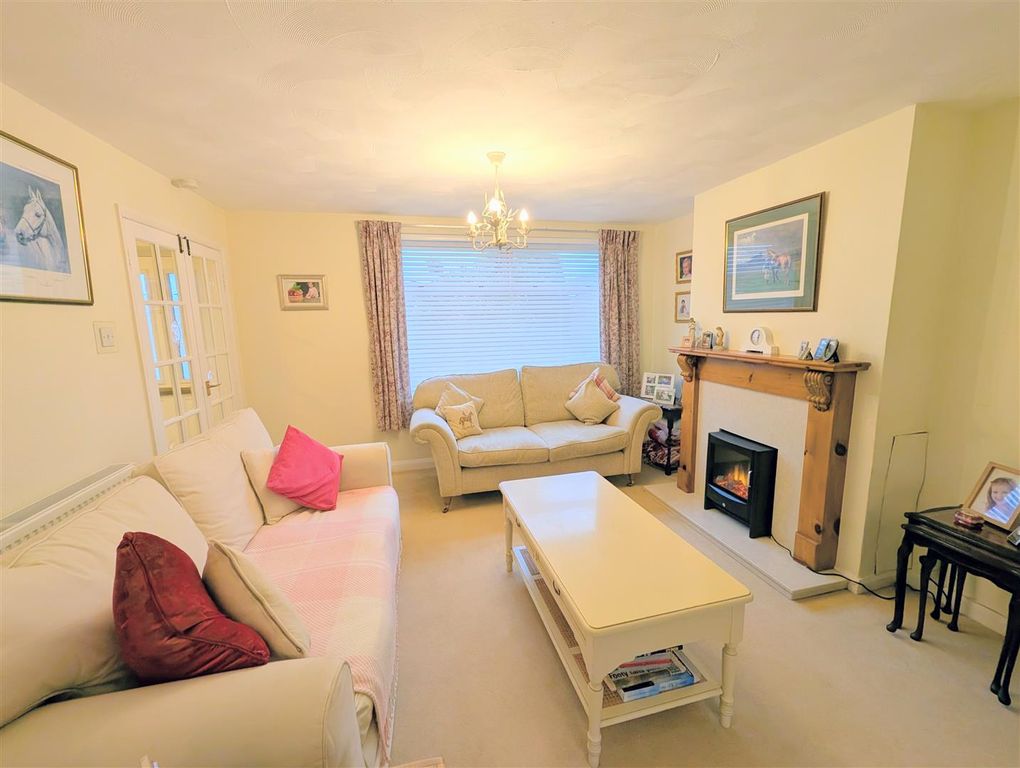 Property photo 3 of 30 Pxl_20251114_122914029~2.Jpg