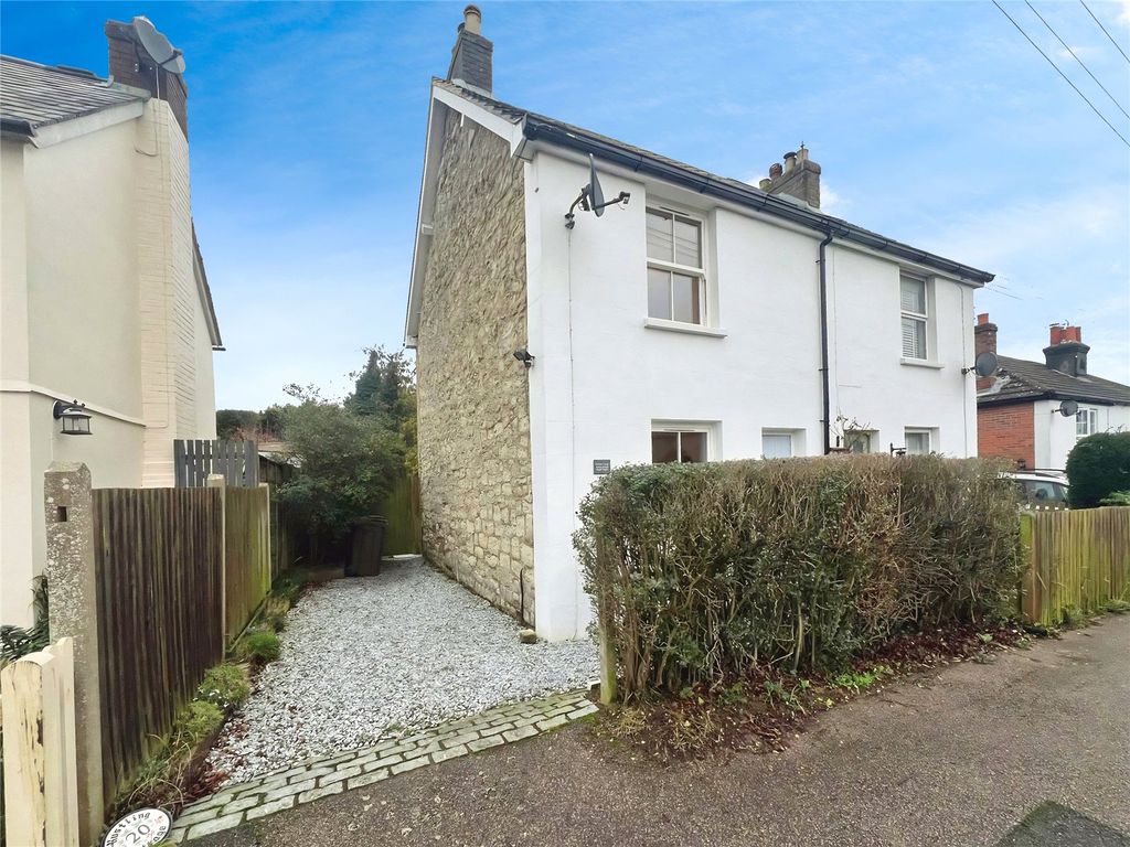 Property photo 1 of 21 Picture No. 23