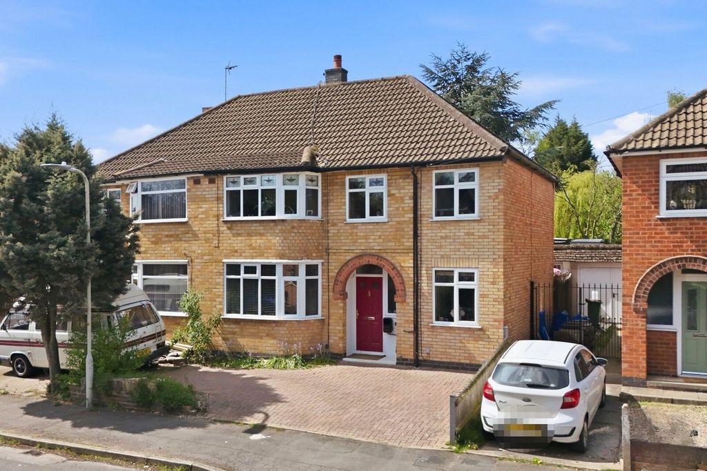 Property photo 1 of 15