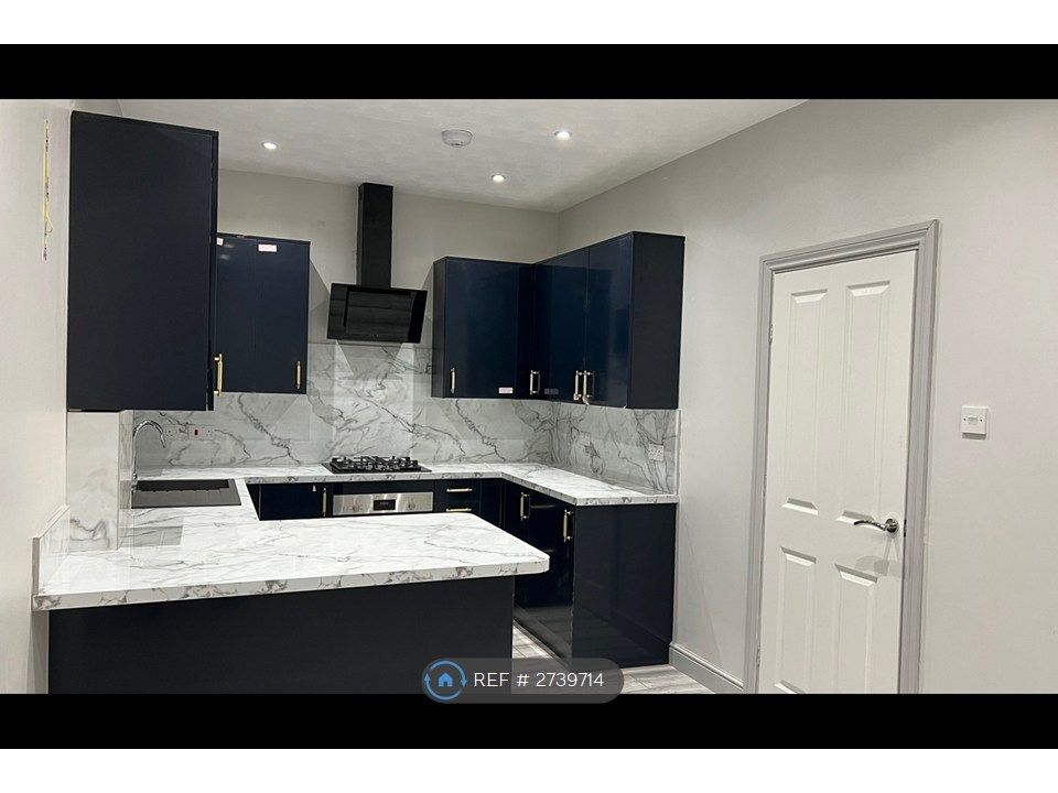 Property photo 1 of 25