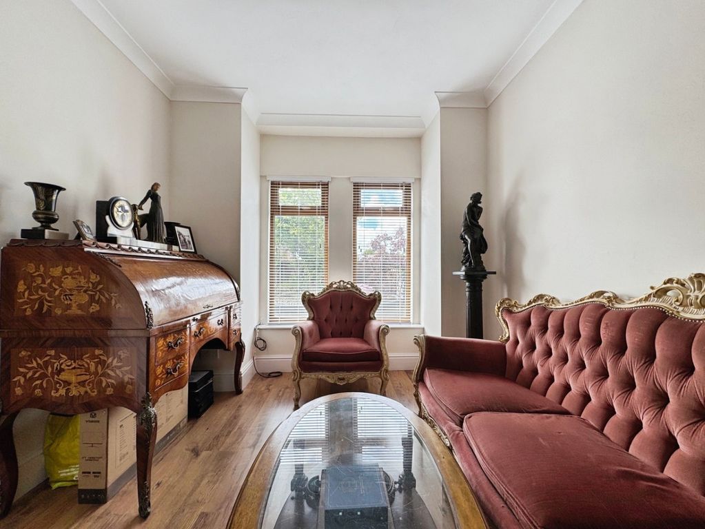 Property photo 2 of 42 5182352