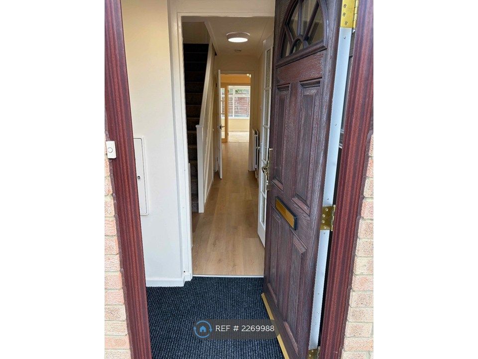 Property photo 3 of 31