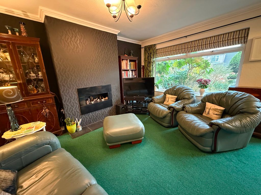 Property photo 2 of 23