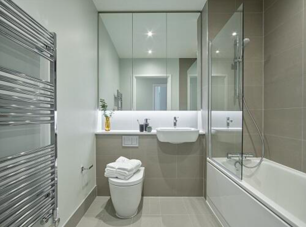 Property photo 3 of 8 5