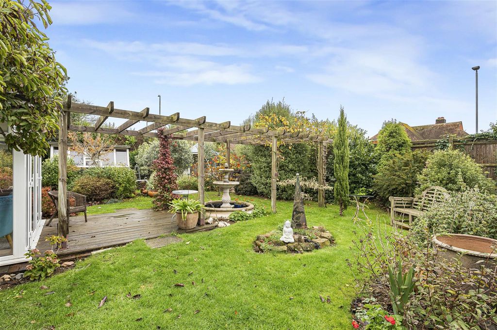 Property photo 2 of 27 Rear