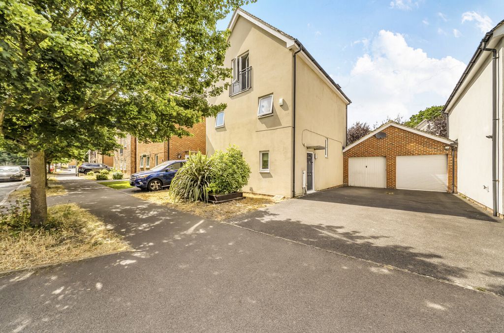 Property photo 1 of 21 1499206-24-6A6B6F...