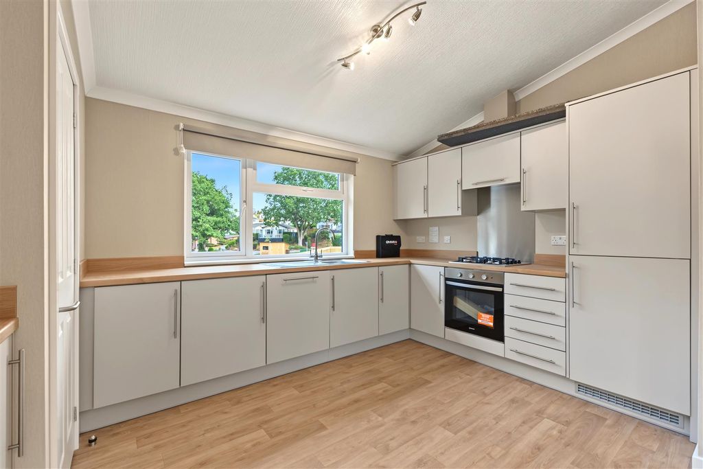 Property photo 2 of 12 Kitchen_2.Jpeg