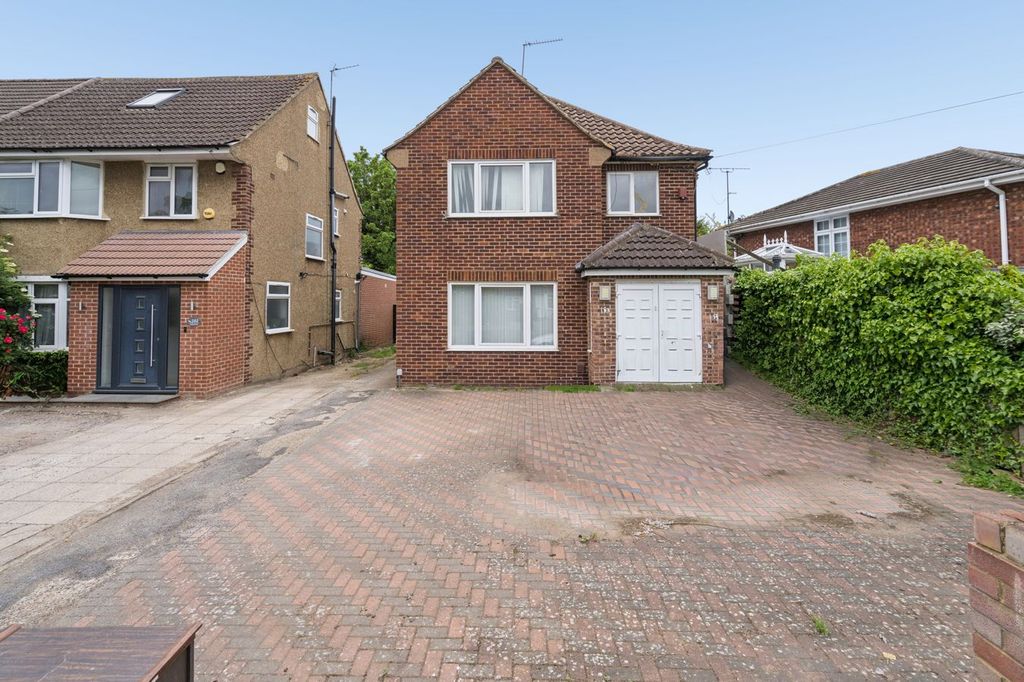 Property photo 1 of 24