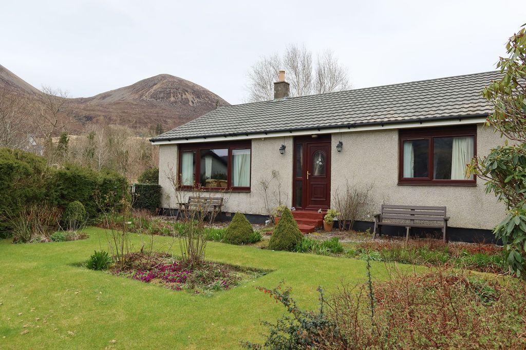 Property photo 1 of 47